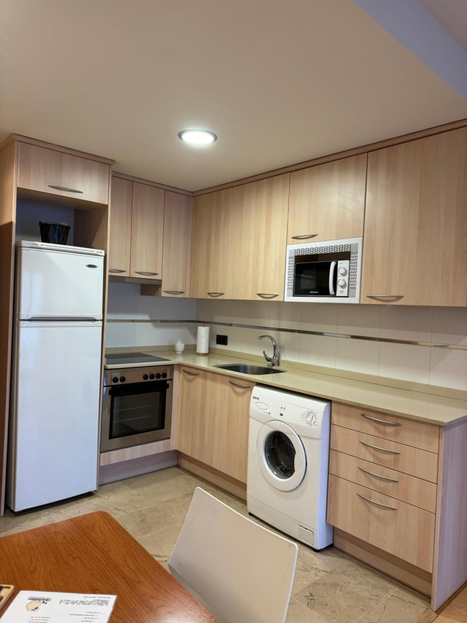 Apartamentos Turisticos Can Rocamora Aren Екстериор снимка