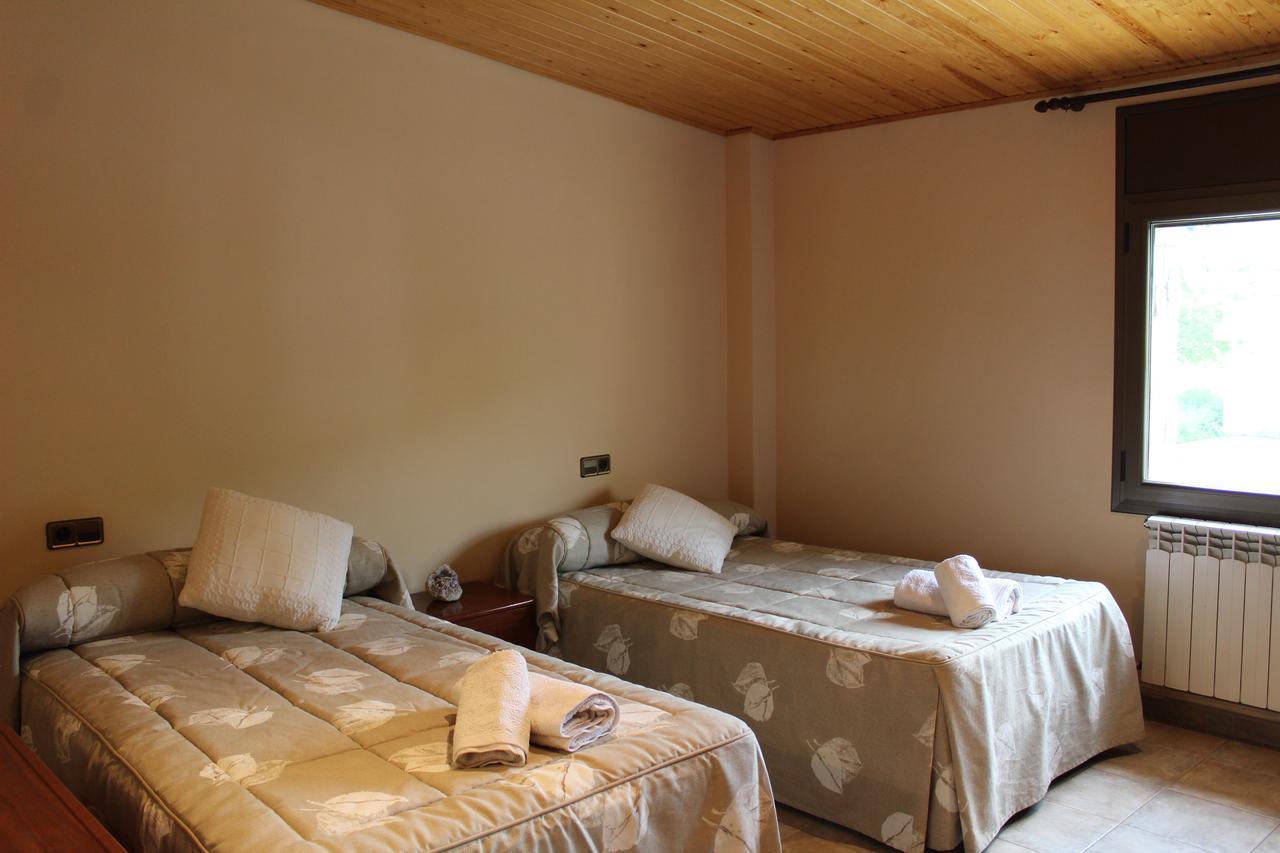 Apartamentos Turisticos Can Rocamora Aren Екстериор снимка