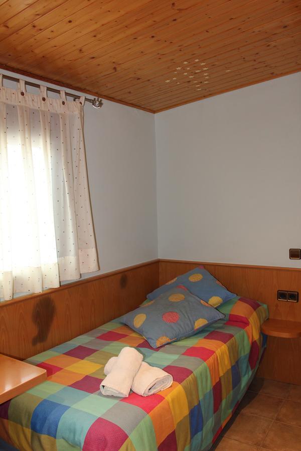 Apartamentos Turisticos Can Rocamora Aren Екстериор снимка